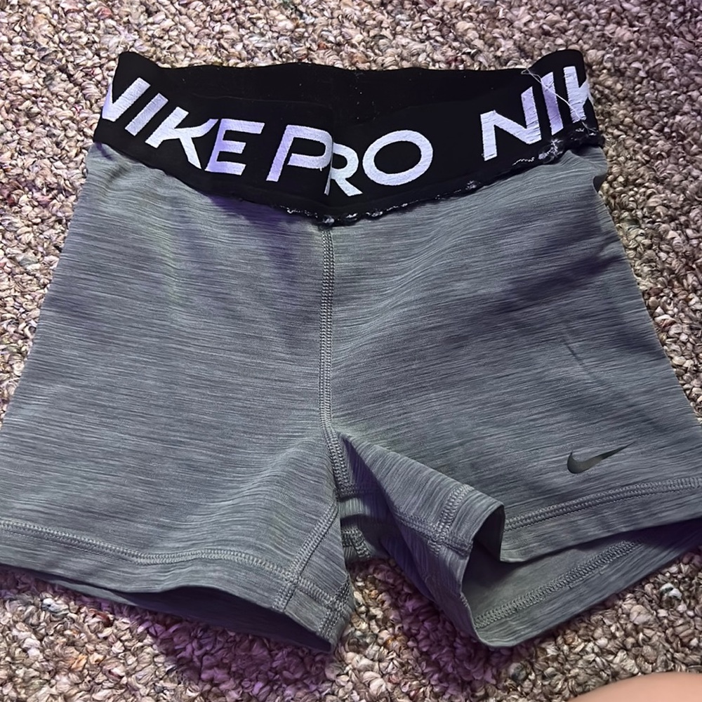 nike pros